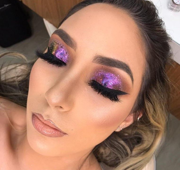 Especialista diz que make Glow está em alta neste Réveillon