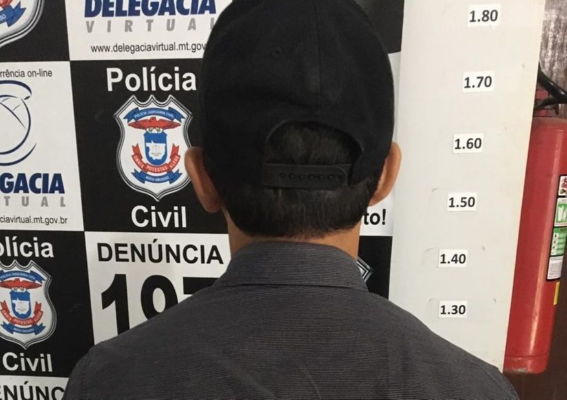 Comerciante é preso por armazenar fotografias íntimas de adolescente
