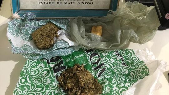 Traficantes são presos pela Polícia Civil em boca de fumo