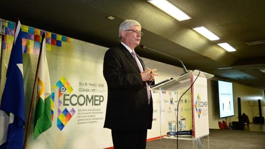 Janot é contra intervenção de casas legislativas