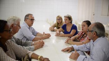Prefeitura repassa R$ 50 mil para melhoria do atendimento do Lar Cristão