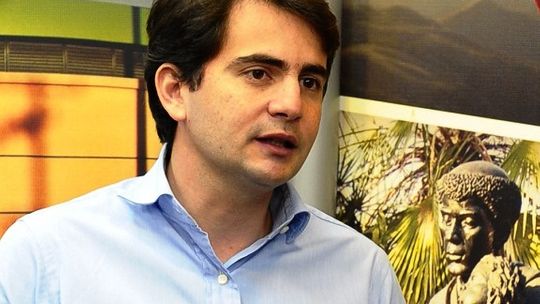 Garcia pede volta atrás do PSB, mas partido mantém destituições