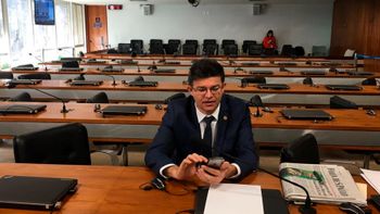 Medeiros é o “primeirão” a chegar em Comissão do Impeachment, será que tá querendo?
