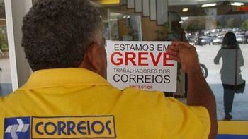 Sindicato de empregados dos Correios mantém greve e convoca ato para o dia 3