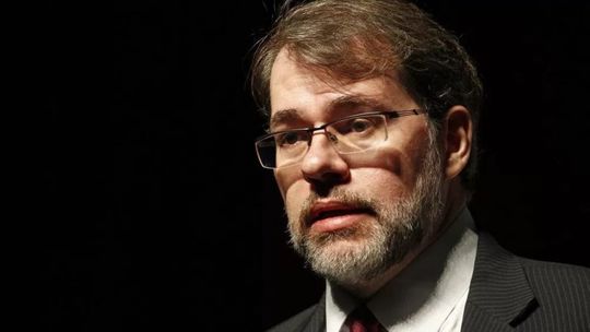 Dias Toffoli é eleito presidente do Supremo com mandato até 2020