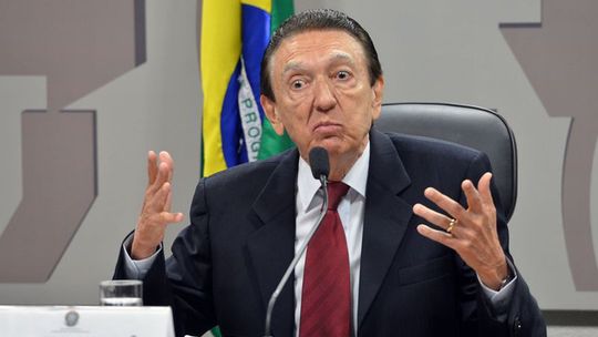 PMDB indica senador Edison Lobão para presidir Comissão de Constituição e Justiça