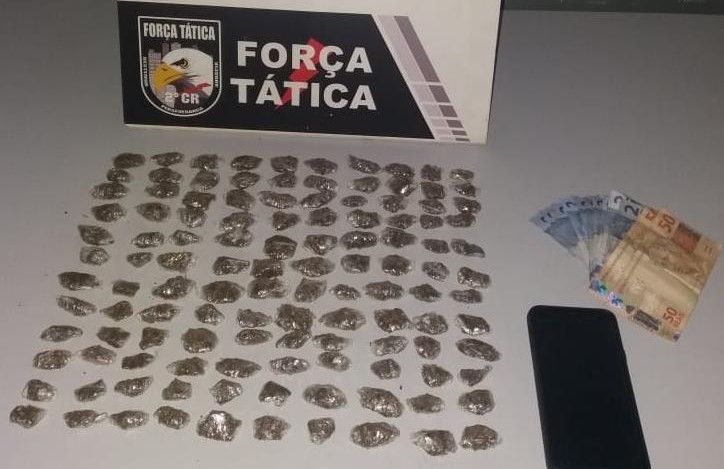 Força Tática intercepta traficante com 118 porções de maconha no Mapim 