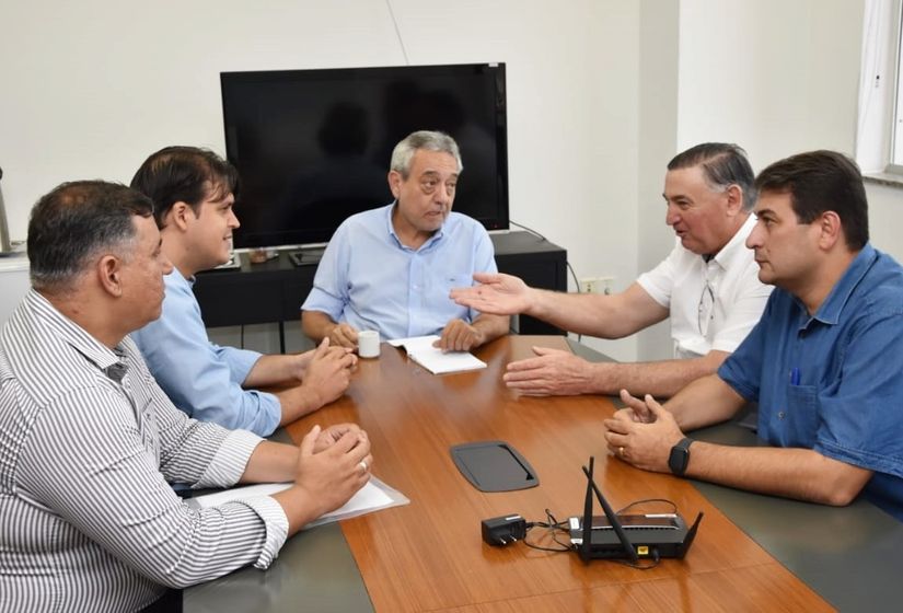 Sinfra recebe parlamentares e anuncia pacote obras para Rondonópolis