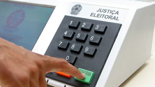 O que falta para o voto ser facultativo no Brasil