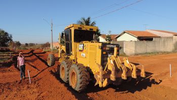 Prefeitura vai pavimentar 30 km de ruas e avenidas nos próximos meses