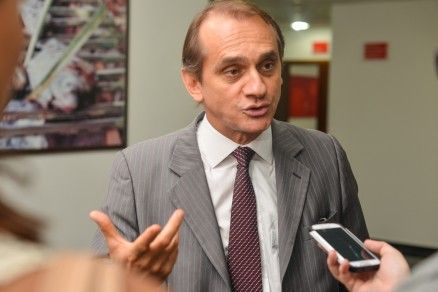 Dos 4 deputados na AL, apenas Wilson Santos deverá se licenciar