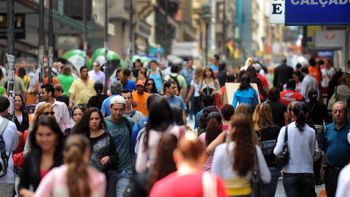 População brasileira deve chegar a 233,2 milhões em 2047