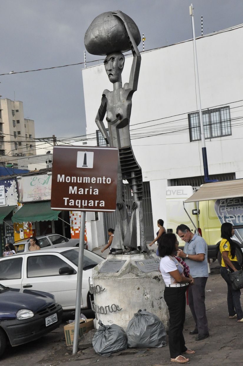 Tradicional Estátua foi retirada para restauração