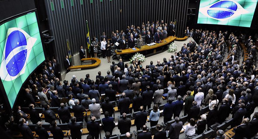 PT ainda não definiu apoio e Planalto sai na frente