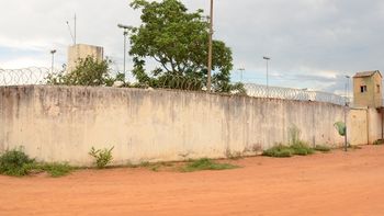 Mãe de bebê morta com sinais de maus tratos é espancada em cadeia de MT 