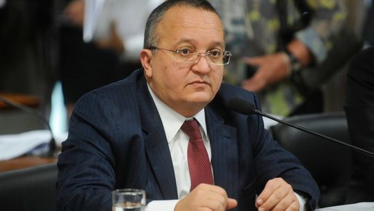 STJ rejeita pedido de Taques para remeter processos a Justiça Eleitoral