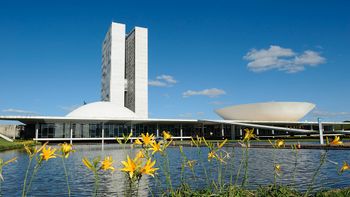 Posse de senadores e eleição da Mesa serão dia 1º de fevereiro