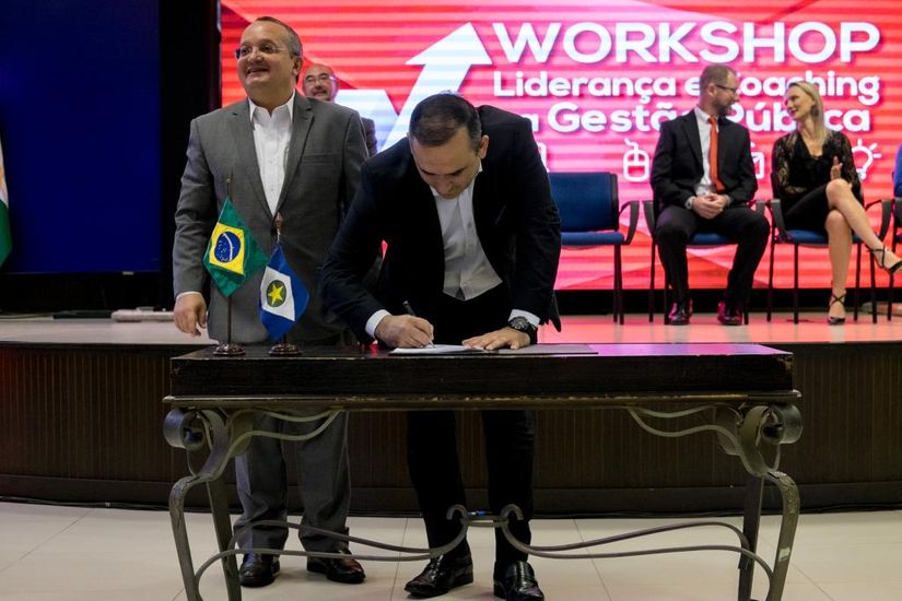 Escola de Governo qualificou mais de 13,7 mil servidores nesta gestão