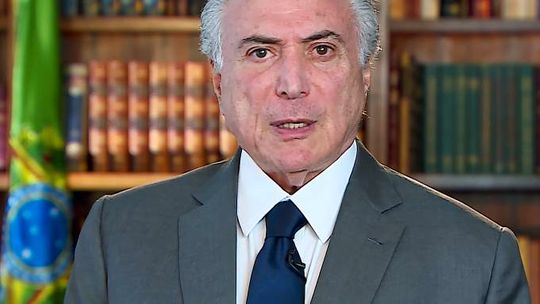 Temer envia carta a parlamentares e fala em "conspiração" para derrubá-lo