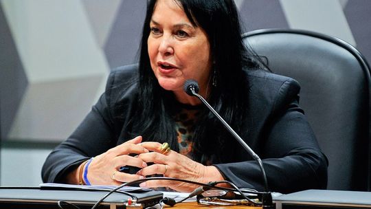 Incluir consumidores sem autorização em promoções de bancos pode se tornar crime