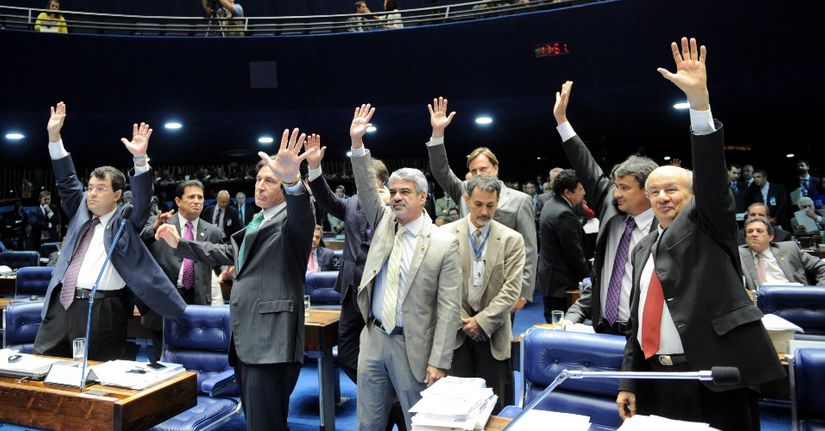 Após sanção, Senado deverá votar novo projeto contrário à medida de Temer