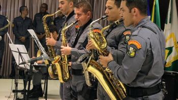 Banda da Polícia Militar celebra aniversário com música e reconhecimento cultural