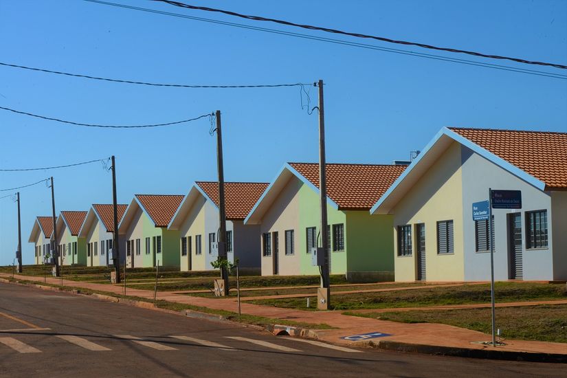 Governo entrega 500 casas do programa de habitação social