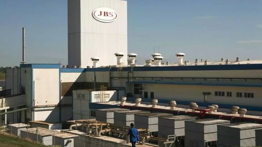 JBS pagará indenização de R$ 10 milhões a trabalhadores demitidos em 2011