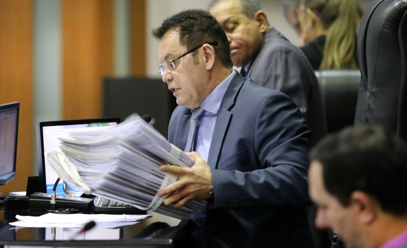 Botelho quer explicação da Sema sobre ‘Cota Zero’ para definir votação