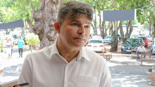 Candidato do PSL denuncia boicote de Medeiros em carreata