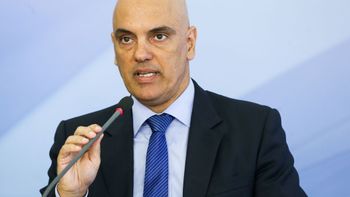 Alexandre de Moraes defende inquérito sobre fake news