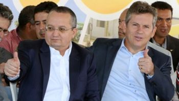 Taques ainda dialoga com o Dem, mas não quer mais saber de Mauro