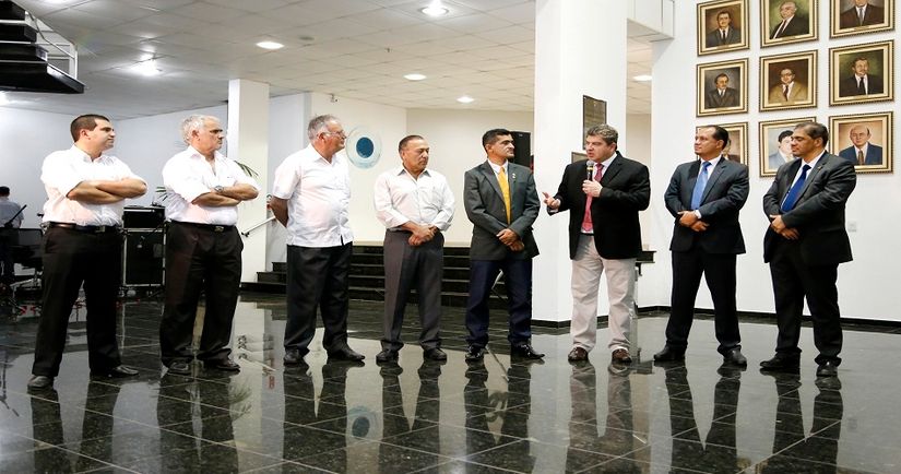 Presidente da ALMT recebe membros do Parlamento Latino-Americano e Caribenho