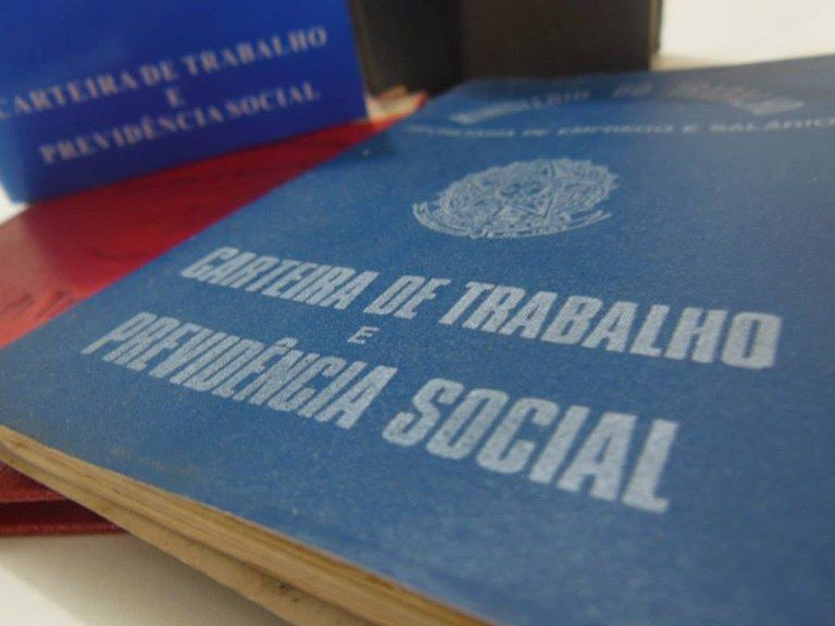Decreto deve ajustar reforma trabalhista, após MP perder validade