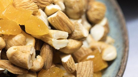 Receitas com frutas e castanhas para festas de fim de ano