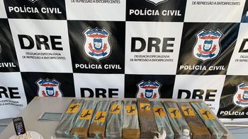 DRE prende quatro por envolvimento com o tráfico de drogas no CPA