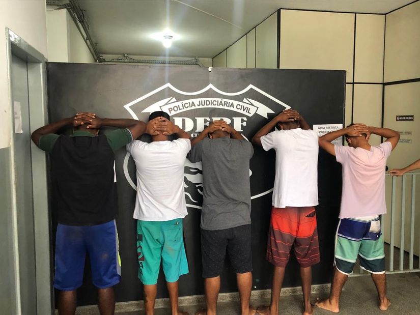 Polícia Civil prende sete por furto e receptação de réplicas de armas Airsoft