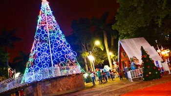 Pátio e entidade do comércio definem decoração de Natal em Rondonópolis
