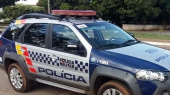 Homem é preso por manter mulher em cárcere privado e posse ilegal de armas