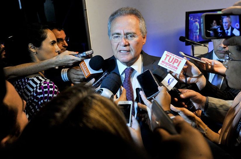 Renan confirma Eunício como candidato do PMDB à Presidência do Senado