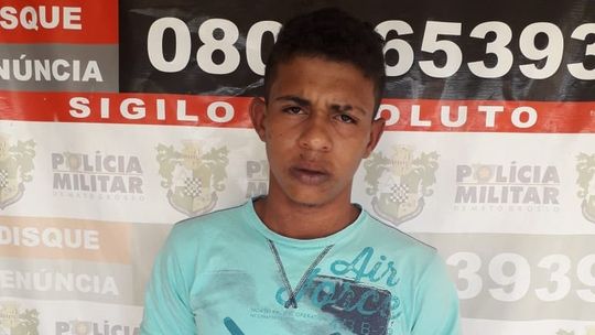 Homem é assassinado a golpes de faca durante visita na casa da filha em MT 
