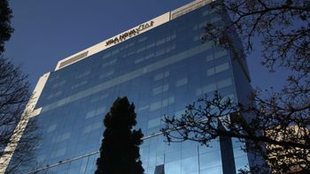 Bolsonaro tem melhora e deve reassumir Presidência amanhã