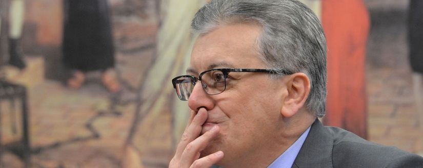 Aldemir Bendine ia para Lisboa nesta sexta, só com passagem de ida