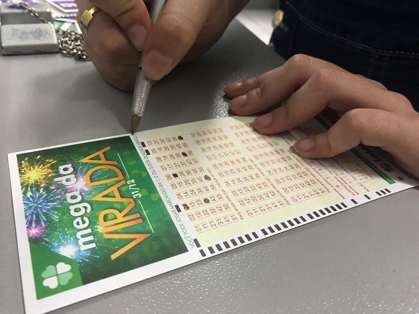 Mais de R$ 99,3 milhões deixaram de ser resgatados desde 1º sorteio do concurso especial, diz Caixa