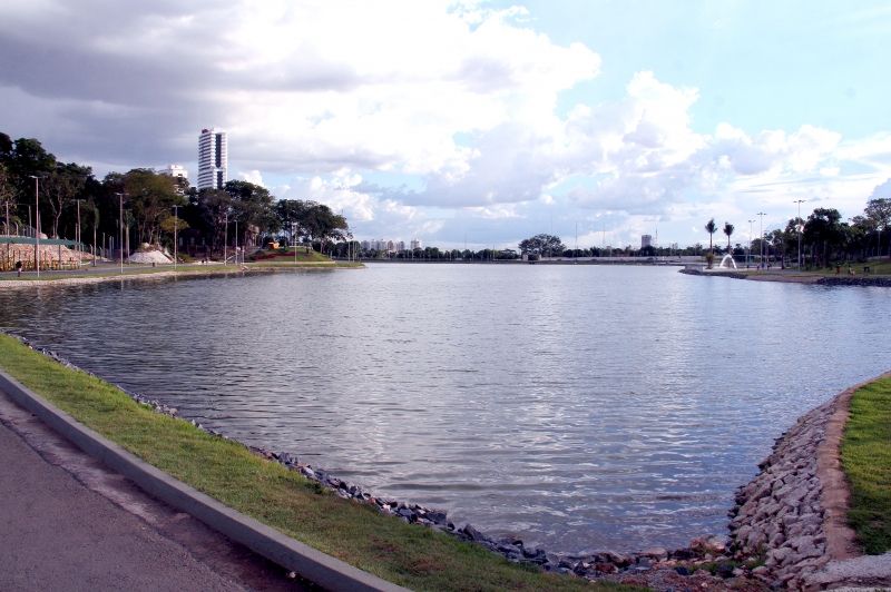Forte atuação da Prefeitura garante fim do esgoto no Parque das Águas