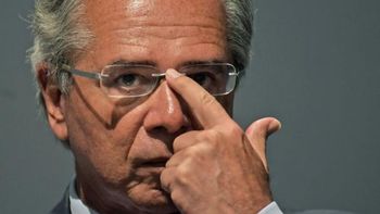Guedes defende privatizações e diz que a velha política morreu