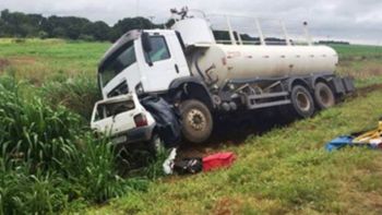 Mulher morre presa em ferragens após acidente entre veículo de passeio e carreta