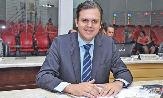 Vereador adere a discurso do cacique contra o agronegócio
