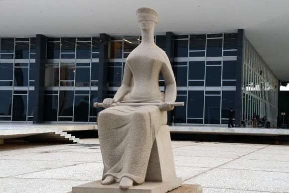 STF analisará em 2017 delações da Odebrecht e validade do aborto