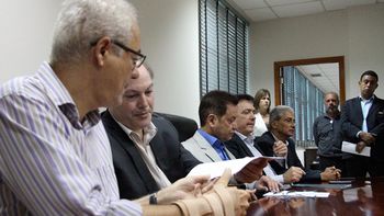 Instituições se unem para criar consórcio intermunicipal de compra de medicamentos